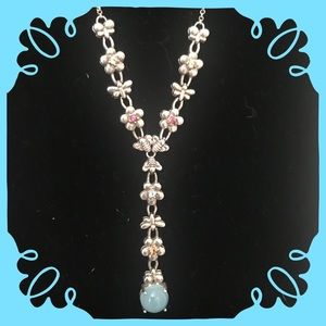 ⚡️REDUCED!⚡️ BEAUTIFUL SILVER AND GEMSTONE ‘FLOWER’ NECKLACE